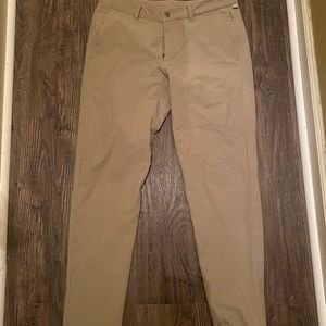 Lululemon commission slim